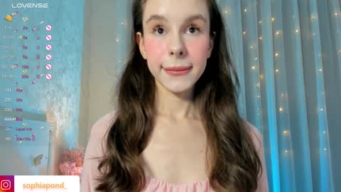 Snapshot of plusvibe chatting on January 10, 2025, 4:41 pm Sophie online show from January 10, 2025, 4:41 pm
