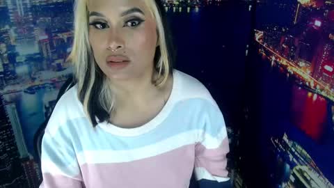 Snapshot of pocahontasexxy chatting on December 29, 2024, 4:59 am DaniellaBaby online show from December 29, 2024, 4:59 am