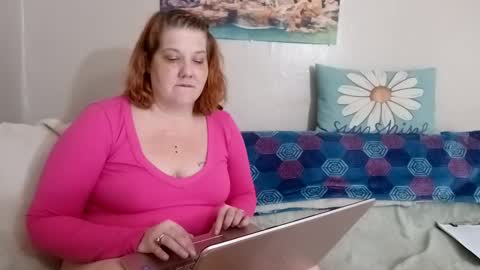 Poison Ivy online show from February 6, 2025, 6:35 pm