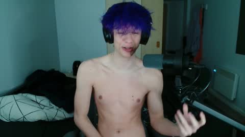 Snapshot of polarny05 chatting on January 13, 2025, 11:49 pm Polarny online show from January 13, 2025, 11:49 pm