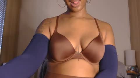 Snapshot of poleheathen chatting on November 11, 2025, 11:32 am Heathen online show from November 11, 2025, 11:32 am