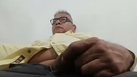 poli online show from December 16, 2024, 5:06 am