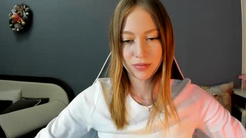 Snapshot of polihoney chatting on January 15, 2025, 2:56 pm Polina online show from January 15, 2025, 2:56 pm