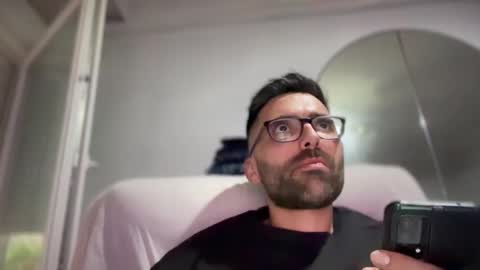 Snapshot of pollabeta chatting on November 23, 2025, 12:27 pm pollabeta online show from November 23, 2025, 12:27 pm