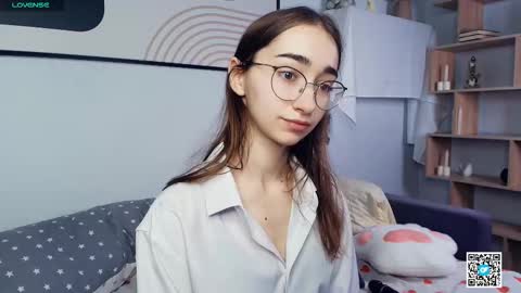 Polly online show from October 25, 2025, 6:21 am