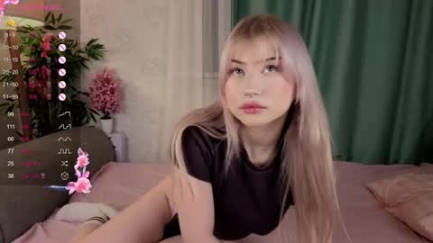 Anna online show from October 3, 2025, 4:37 pm