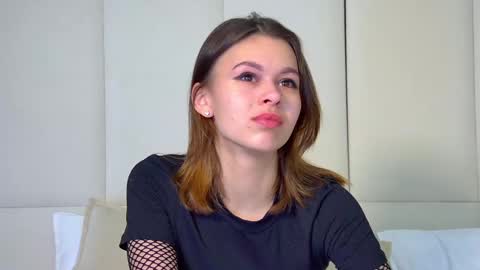 Polly online show from February 18, 2025, 3:10 am