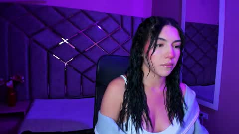 Snapshot of poly_sasha_ chatting on December 2, 2025, 3:34 am poly sasha online show from December 2, 2025, 3:34 am