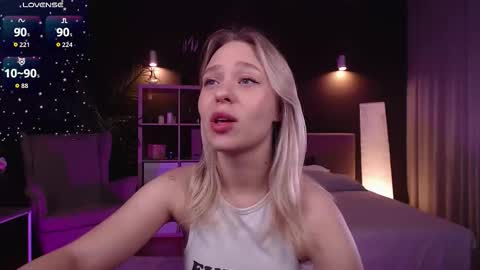 Snapshot of pooja_hegde chatting on September 20, 2025, 1:06 am Eva online show from September 20, 2025, 1:06 am