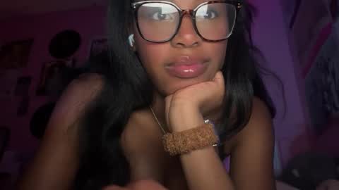 Snapshot of popasprincess chatting on January 8, 2025, 3:29 am princess online show from January 8, 2025, 3:29 am
