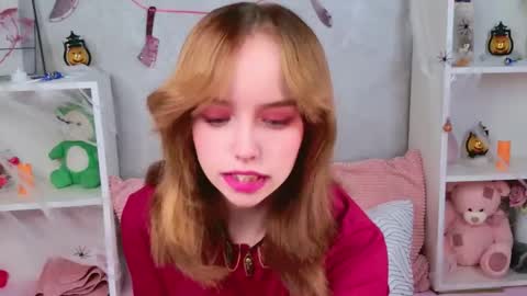 Snapshot of popjenny chatting on October 28, 2025, 12:30 pm Hi Daddy Im Jane online show from October 28, 2025, 12:30 pm