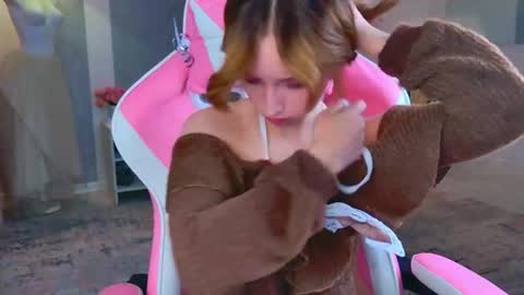 Snapshot of popjenny chatting on December 1, 2025, 8:19 am Hi Daddy Im Jane online show from December 1, 2025, 8:19 am