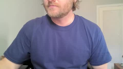 Snapshot of pornaddicted8 chatting on January 27, 2025, 5:37 pm i heart porn online show from January 27, 2025, 5:37 pm