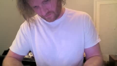 Snapshot of pornaddicted8 chatting on February 5, 2025, 7:39 am i heart porn online show from February 5, 2025, 7:39 am