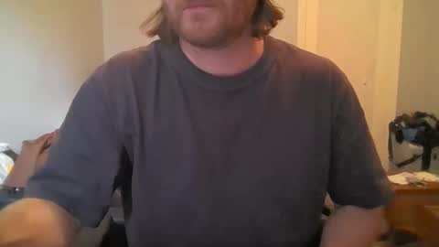 Snapshot of pornaddicted8 chatting on November 17, 2025, 4:13 pm i heart porn online show from November 17, 2025, 4:13 pm