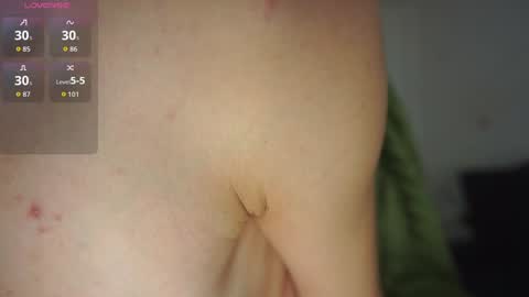    online show from October 25, 2025, 9:42 pm