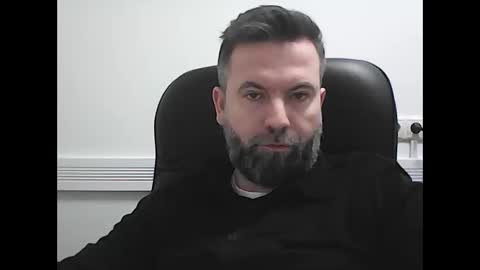 Snapshot of porw23 chatting on December 3, 2024, 2:05 pm porw23 online show from December 3, 2024, 2:05 pm