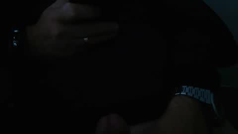 Snapshot of porw23 chatting on October 15, 2025, 1:11 pm porw23 online show from October 15, 2025, 1:11 pm