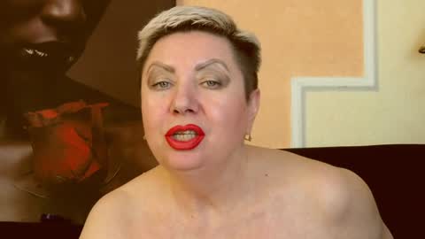 Snapshot of posh_lady chatting on December 21, 2024, 4:52 am LADY POSH online show from December 21, 2024, 4:52 am