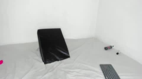 poutyseleny online show from September 21, 2025, 11:23 am