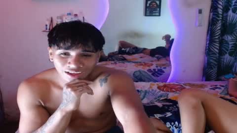 ALEX Y ALEXA online show from October 26, 2025, 5:46 am