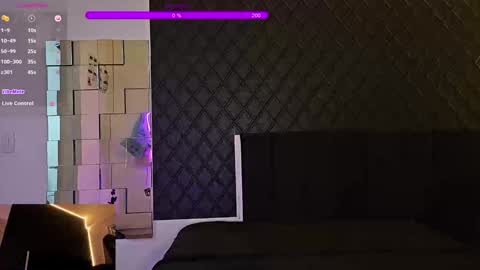 Snapshot of powercouplemix chatting on February 4, 2025, 3:11 am Ravena Rozz online show from February 4, 2025, 3:11 am