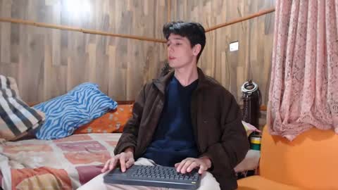 Snapshot of powertwinky chatting on February 15, 2025, 2:26 am chris independent online show from February 15, 2025, 2:26 am