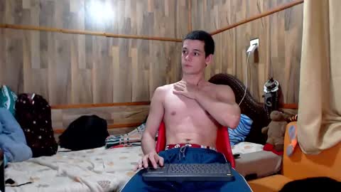 Snapshot of powertwinky chatting on October 6, 2025, 3:04 am chris independent online show from October 6, 2025, 3:04 am