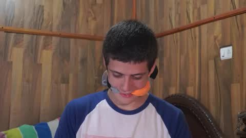 Snapshot of powertwinky chatting on October 31, 2025, 4:02 am chris independent online show from October 31, 2025, 4:02 am