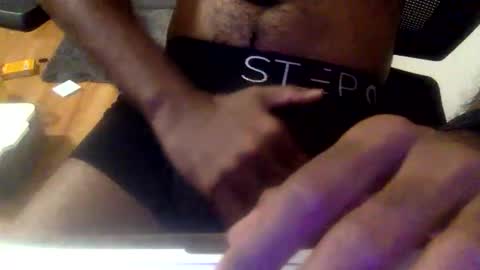 Snapshot of pradoman1234 chatting on December 16, 2025, 8:08 am pradoman1234 online show from December 16, 2025, 8:08 am