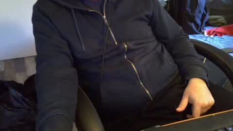 Snapshot of pralg chatting on October 22, 2025, 11:21 am pralg online show from October 22, 2025, 11:21 am