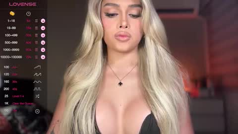 Oh my Amber online show from September 11, 2025, 1:00 pm