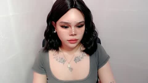 MAXXINE online show from December 5, 2024, 8:55 am