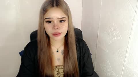 MAXXINE online show from February 24, 2025, 5:43 am