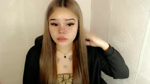 MAXXINE online show from February 27, 2025, 2:42 am