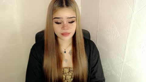 MAXXINE online show from March 9, 2025, 10:30 pm