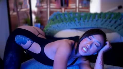 PreeminentJess online show from October 5, 2025, 8:01 am