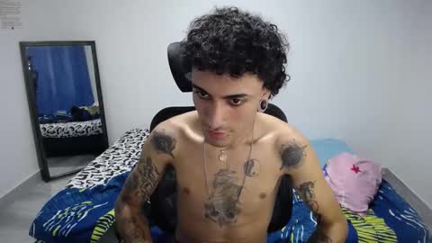 Plux online show from November 15, 2025, 8:11 am