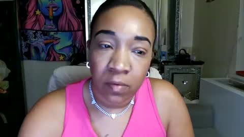 Snapshot of pretty69queen chatting on January 21, 2025, 2:22 am Yasmine pretty online show from January 21, 2025, 2:22 am