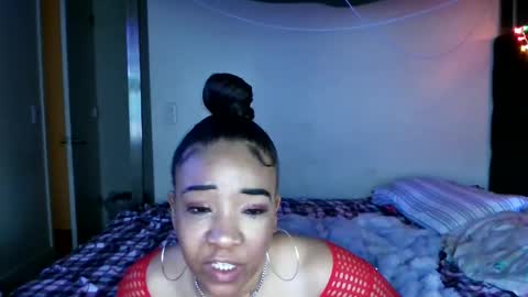 Snapshot of pretty69queen chatting on March 9, 2025, 9:36 pm Yasmine pretty online show from March 9, 2025, 9:36 pm