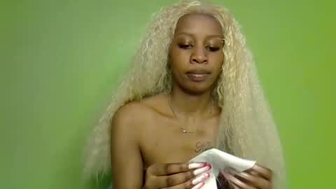 pretty_g2 online show from October 23, 2025, 9:30 am