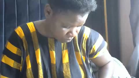 Snapshot of pretty_gaal chatting on December 15, 2024, 11:34 am pretty_gaal online show from December 15, 2024, 11:34 am