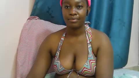 Snapshot of pretty_kylah chatting on September 29, 2025, 4:17 am pretty_kylah online show from September 29, 2025, 4:17 am