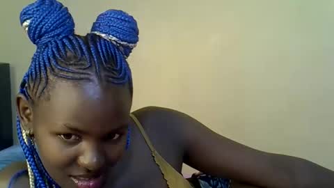 pretty_liny online show from September 23, 2025, 8:56 pm