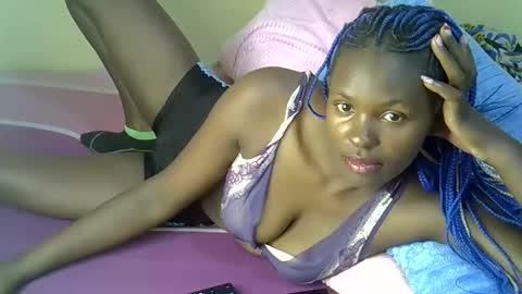 pretty_liny online show from October 11, 2025, 2:04 pm