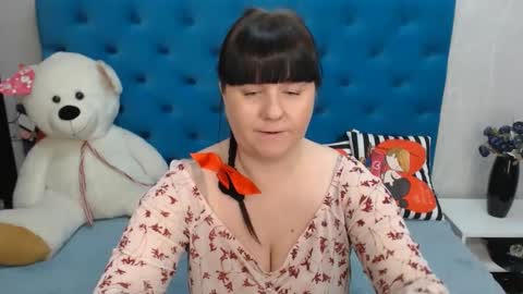 Snapshot of pretty_malika chatting on February 20, 2025, 12:47 pm pretty_malika online show from February 20, 2025, 12:47 pm