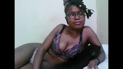 Snapshot of pretty_mellan chatting on January 23, 2025, 10:43 am pretty_mellan online show from January 23, 2025, 10:43 am