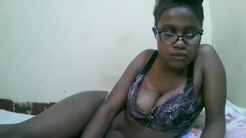 Snapshot of pretty_mellan chatting on January 27, 2025, 6:20 pm pretty_mellan online show from January 27, 2025, 6:20 pm