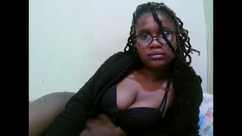 Snapshot of pretty_mellan chatting on February 7, 2025, 3:55 am pretty_mellan online show from February 7, 2025, 3:55 am