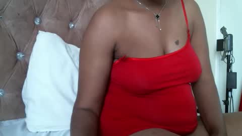 Snapshot of pretty_zii chatting on October 22, 2025, 9:20 am zii online show from October 22, 2025, 9:20 am